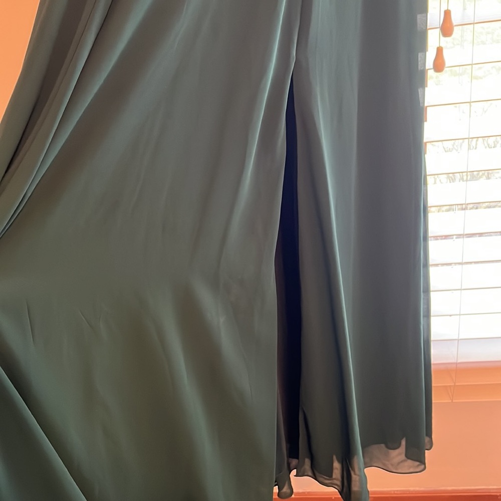 Dress - Picture 4 of 5